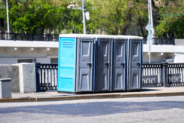 Porta potty delivery and setup in Lucasville, OH